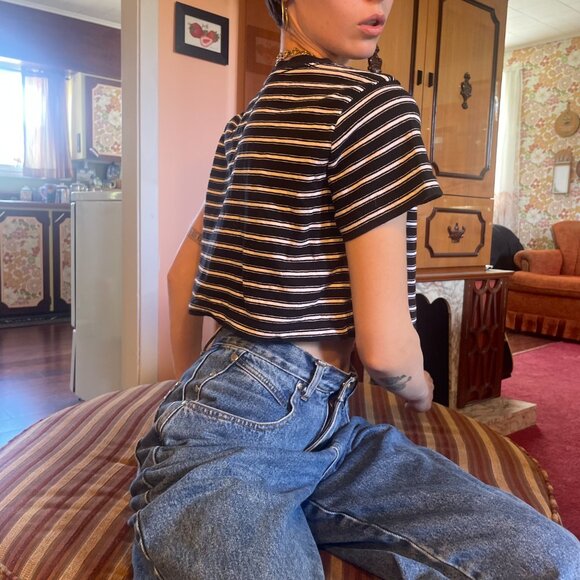 BDG black and white striped cropped grunge t shirt! - Picture 6 of 14